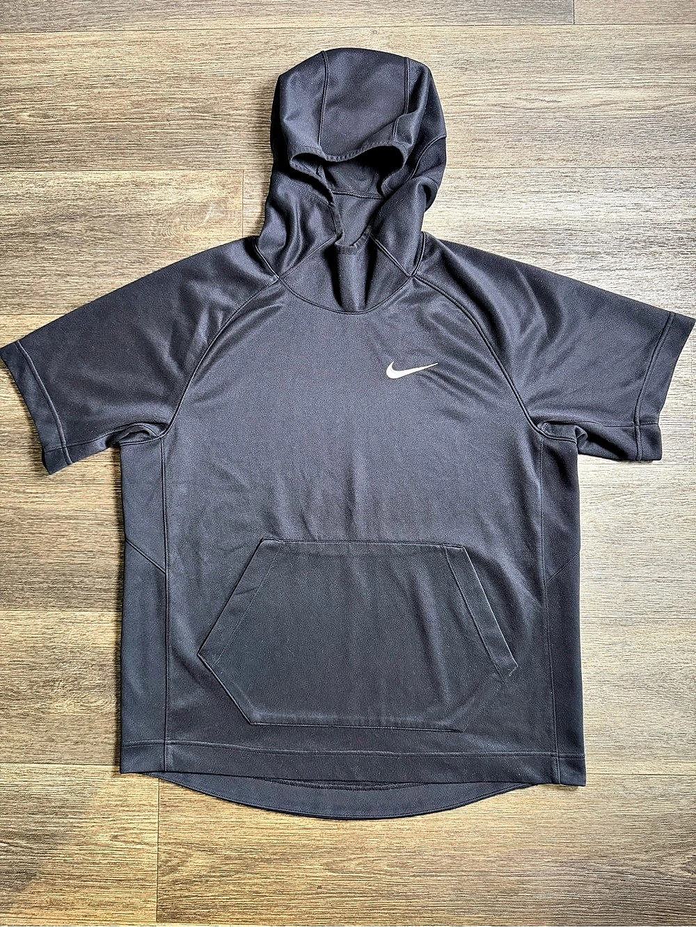 Nike Dri-FIT Short Sleeve Hoodie in Black Large